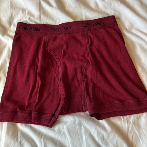 2 Calvin Klein boxer briefs - Picture 8 of 12
